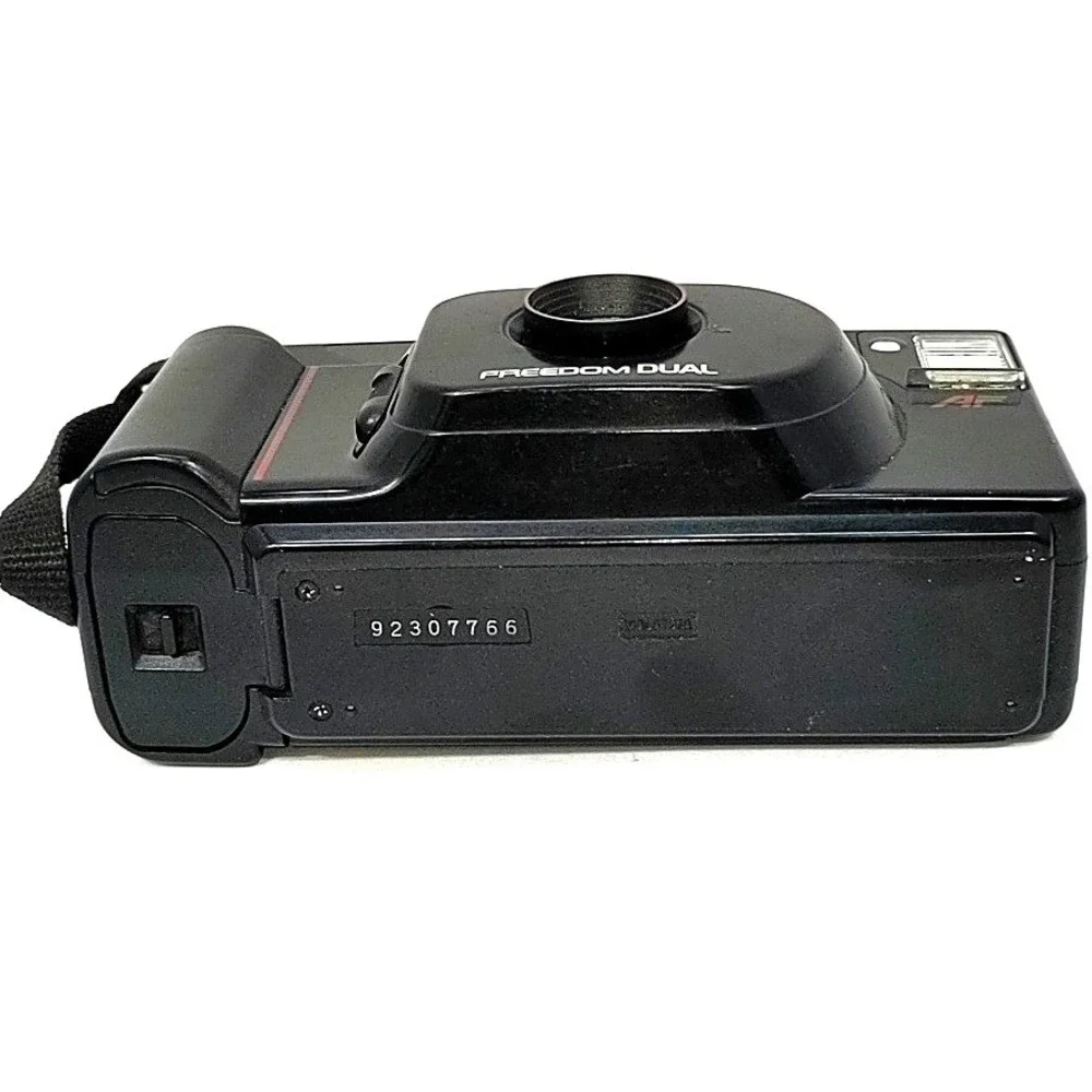 VTG 1987 Minolta Freedom Dual 35mm Film Camera AF Point & Shoot Black AF-DL Rare